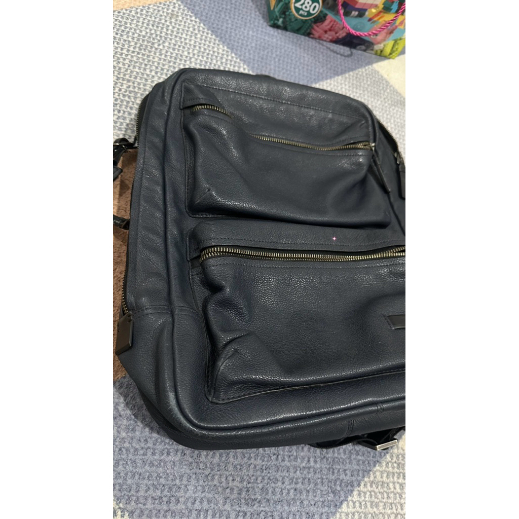 Tumi alpha Bravo Leather Navy + Full Leather clutch authentic 100%