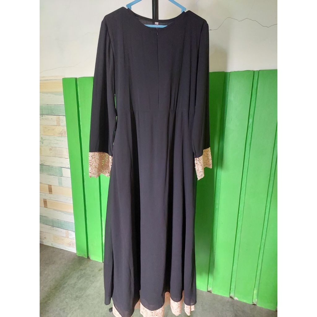 Preloved Ghaisani Dress Size S