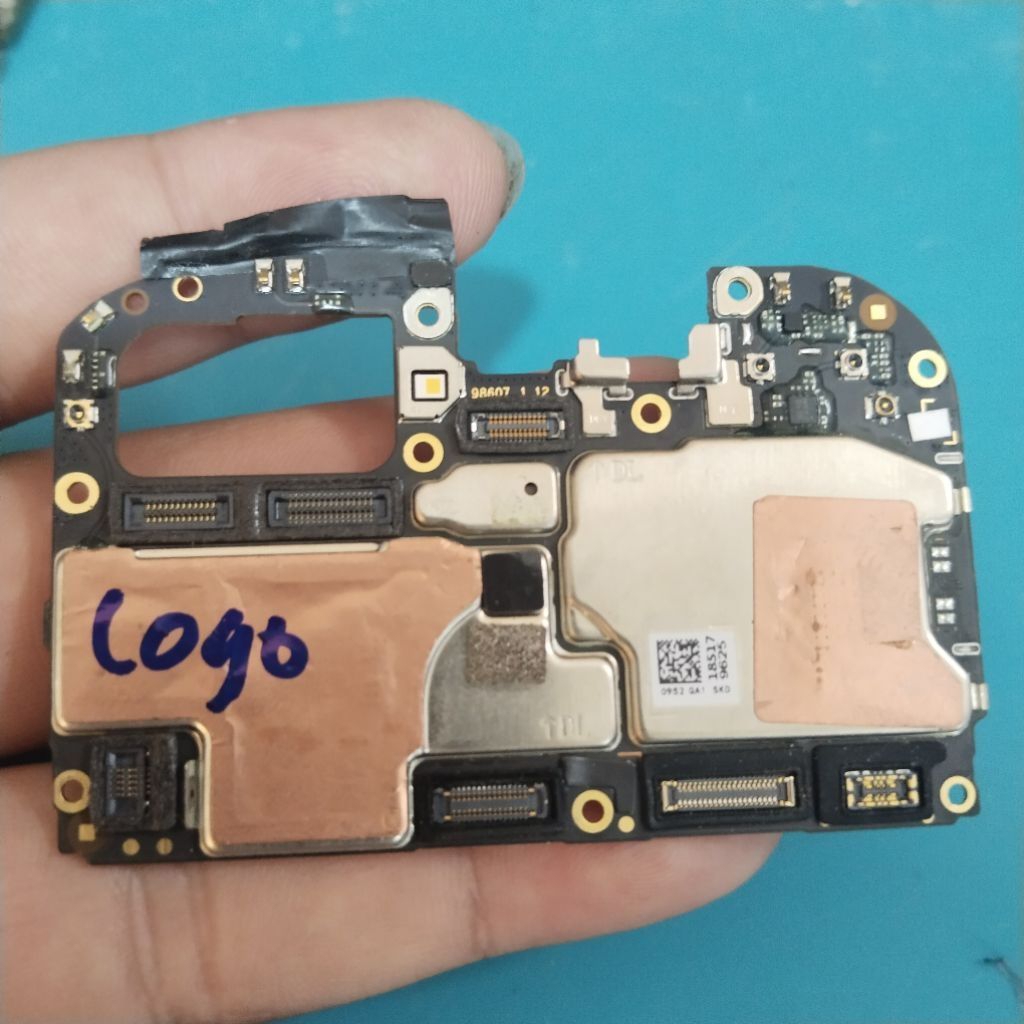 mesin Oppo a5s mentok logo segel