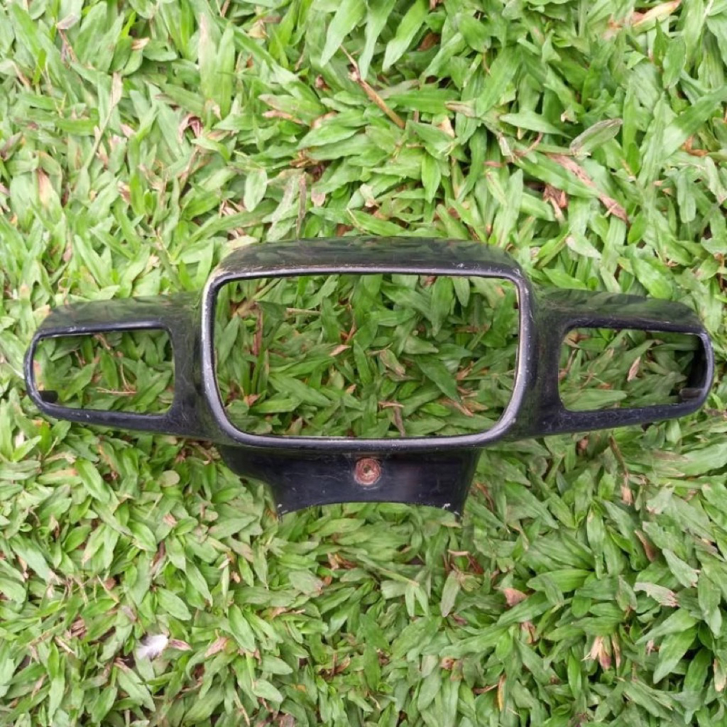 Cover batok kepala lampu depan Honda Astrea Grand Legenda Impressa Original copotan motor