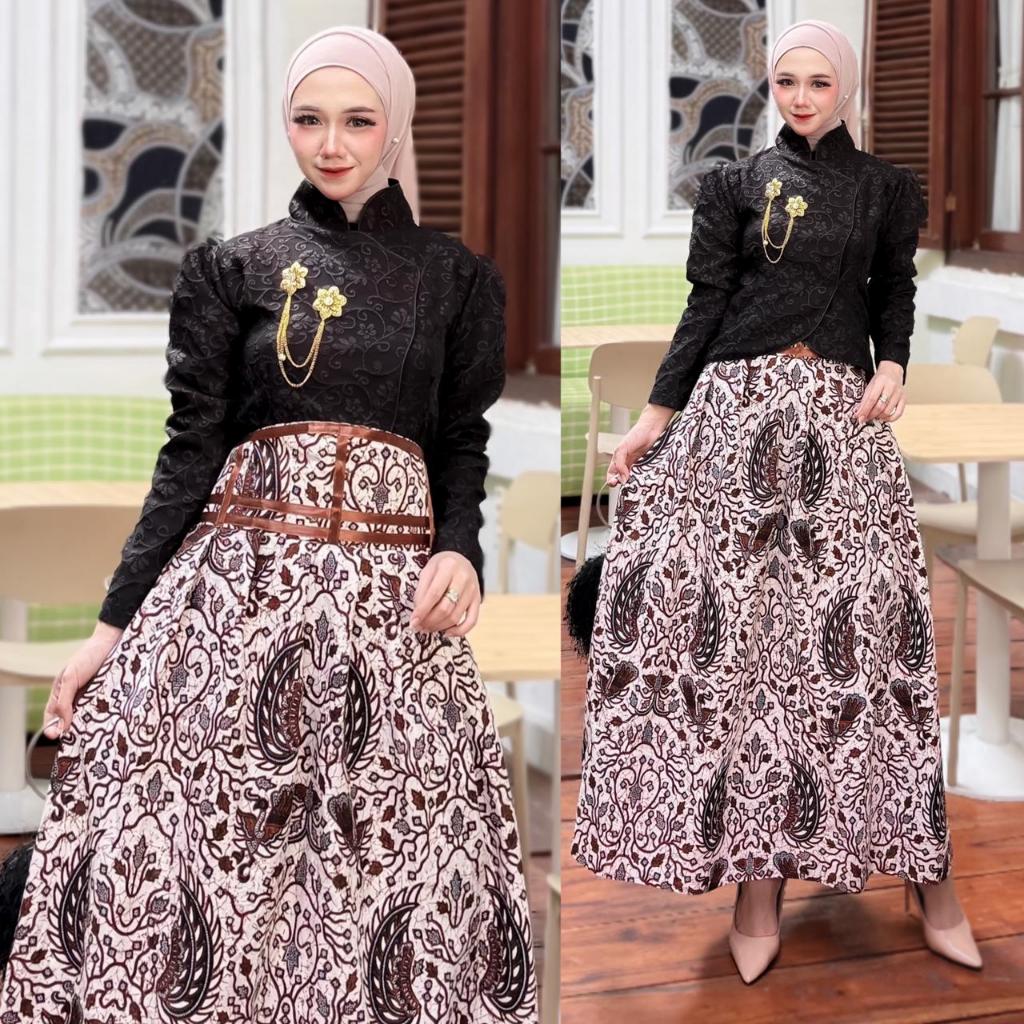 Kebaya Janggan Crop Fukuro Kombinasi Rok Batik Angking Queenbee Fashion Bridesmaid Free Bross Cantik
