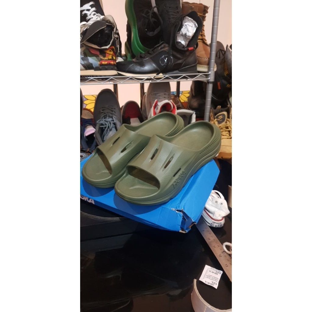 sandal Hoka one one army size 43