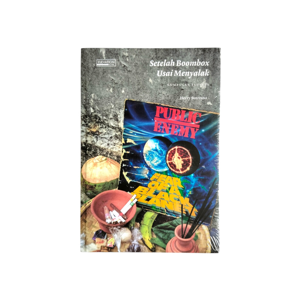 BUKU SETELAH BOOMBOX USAI MENYALAK - KUMPULAN TULISAN HERRY SUTRESNA