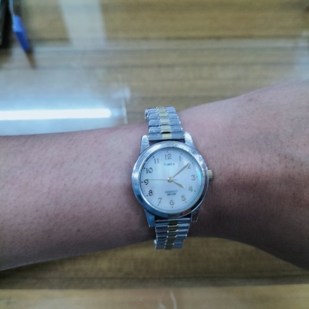 jam tangan brand TIMEX.bekas.baca deskripsi