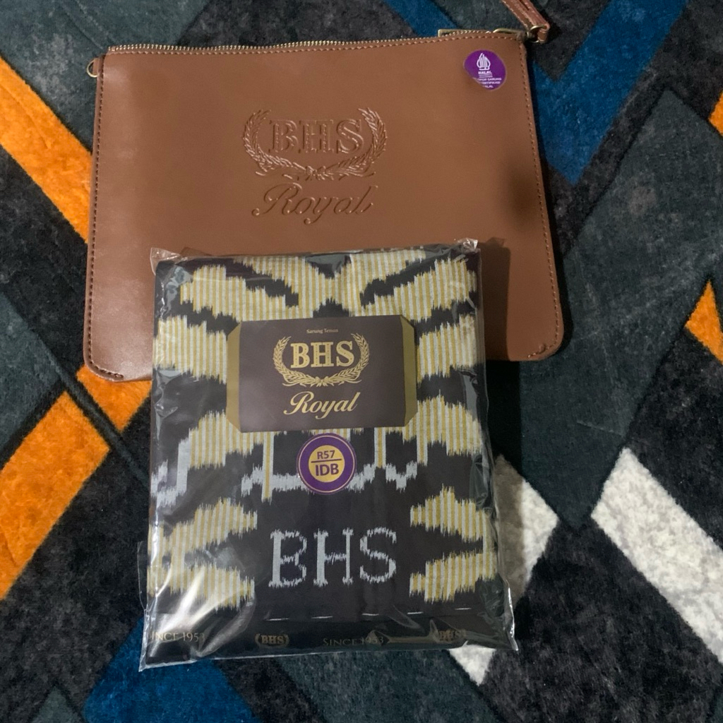 SARUNG BHS ROYAL GOLD R57 IDB HITAM