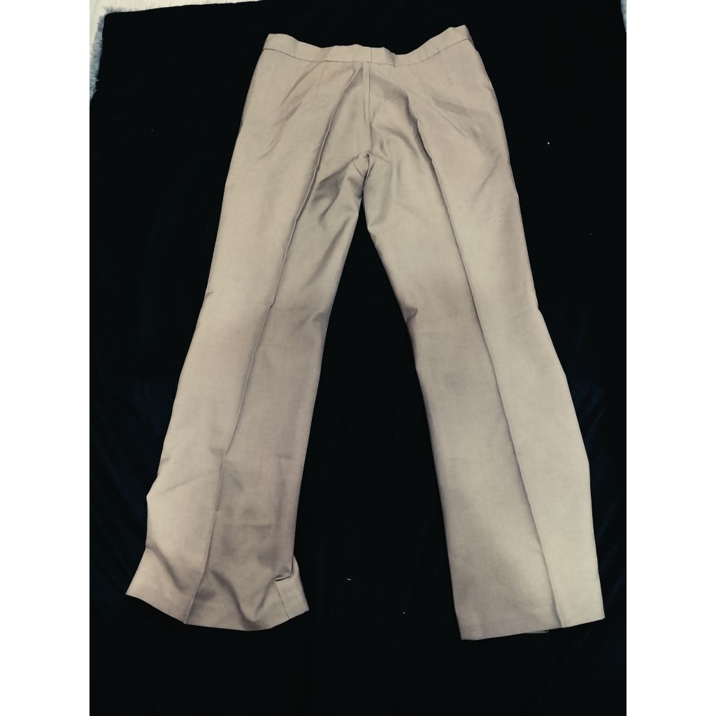 Celana LINMAS / PDH / PNS / ASN / DINAS / Pemda / Kerja / Guru. KHAKI. Perempuan. Preloved