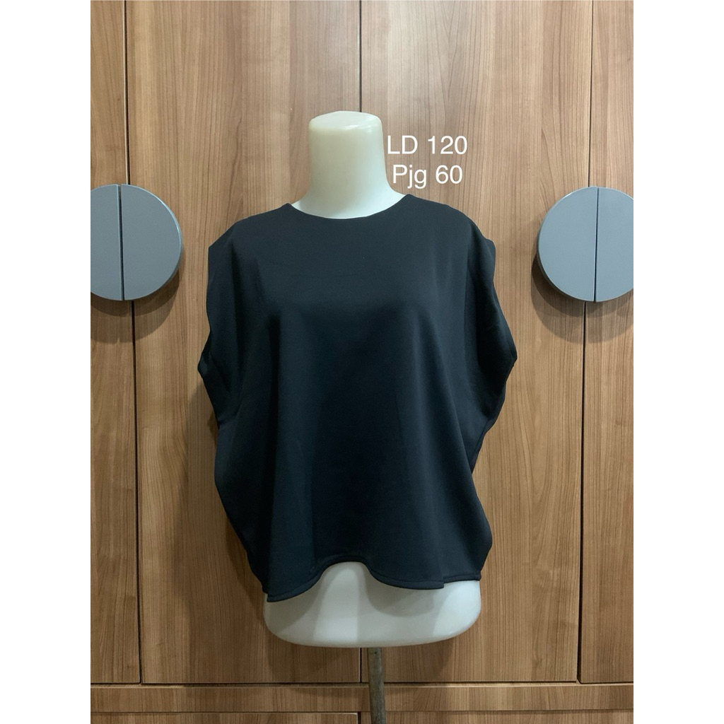 Padded Tshirt Jumbo / Kaos Muscle Wanita - Preloved