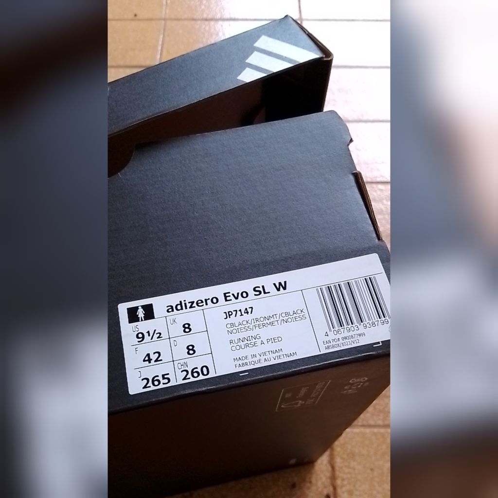 box sepatu running adidas adizero evo SL original