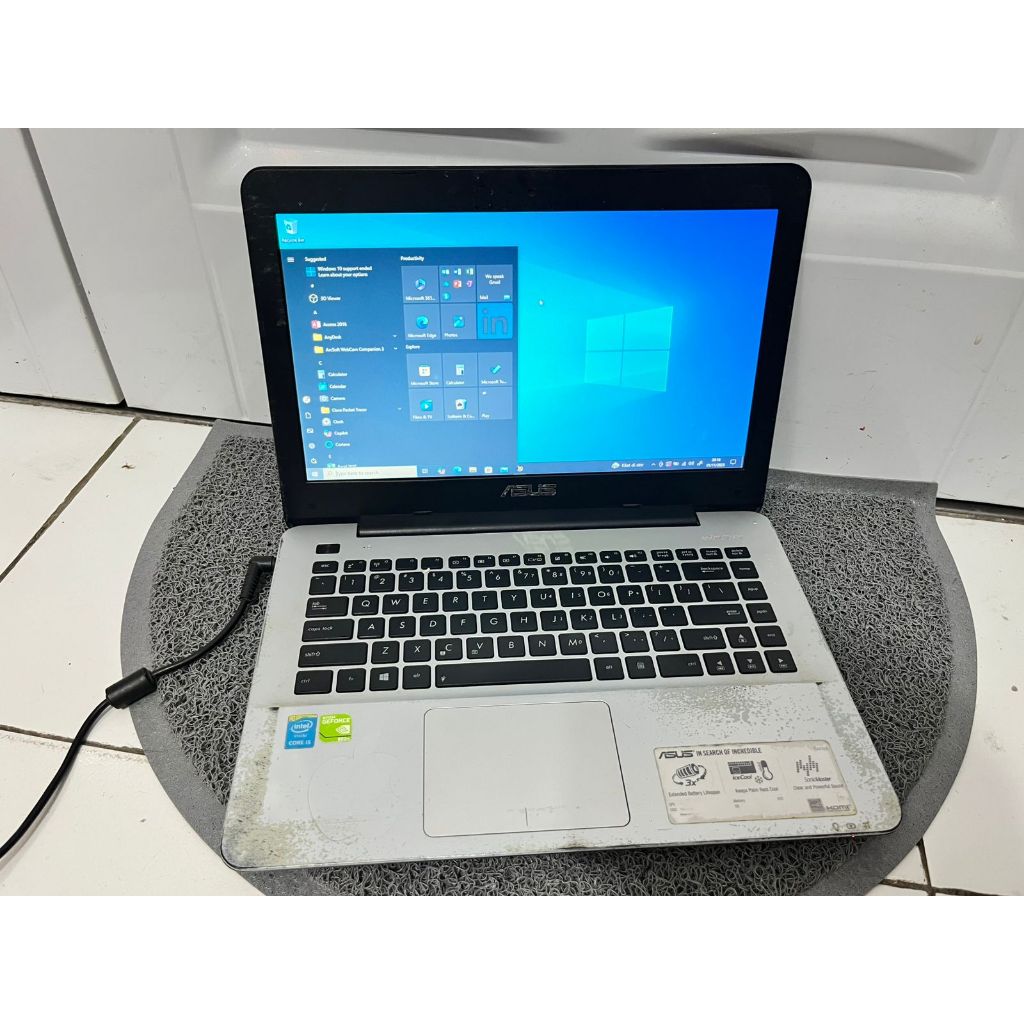 Laptop asus X455L 14inch gaming series dual vga      Windows 10 pro 64bt  Intel core i5-5200U 2.2Ghz