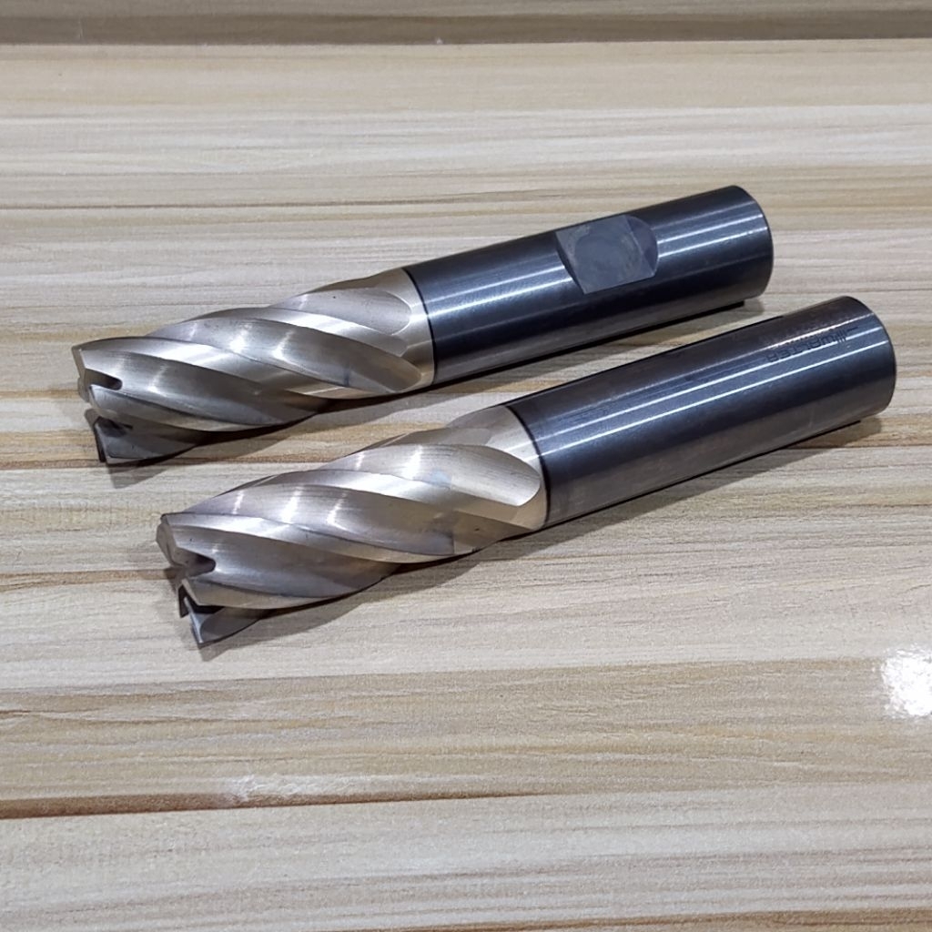 Endmill 16mm 5Flute WALTER Carbide Mata Bor Fais 16 5F Cutter Milling 16.0mm Bekas