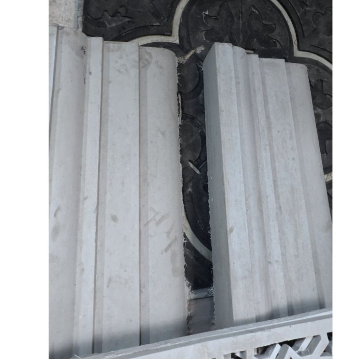 Lisplang GRC cocok untuk rumah minimalis Rapi, anti retak, & desain kekinian Cek deskripsi