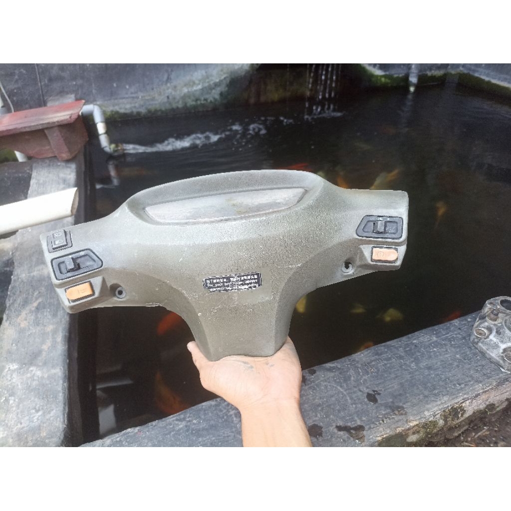 batok belakang set spedometer original Kymco cevira original second