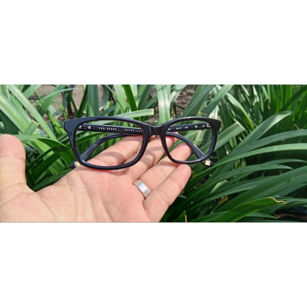 TED BAKER frame second