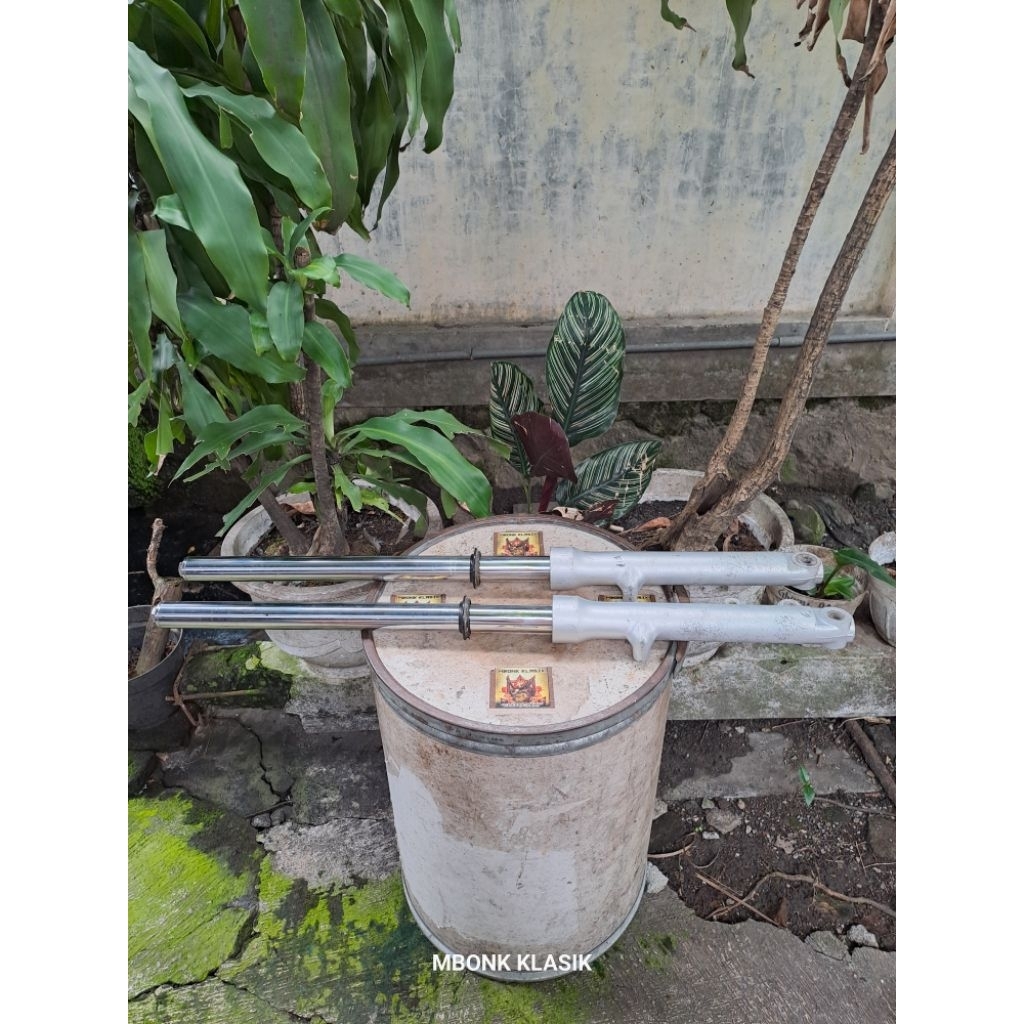 shockbreaker shock depan suzuki thunder 125 ORIGINAL skok thunder 125 shockbreaker thunder 125