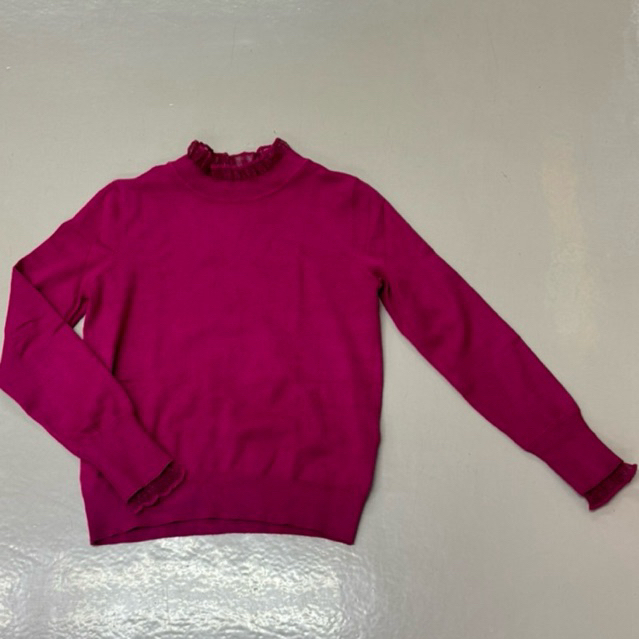 Preloved Sweater Ruffle Magenta