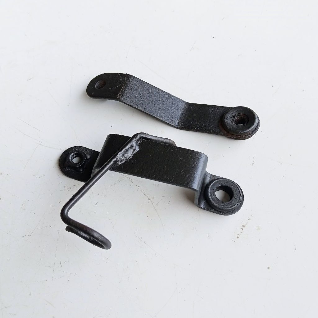 BREKET SAYAP DUDUKAN SAYAP BAWAH VEGA R NEW ORI COPOTAN MOTOR
