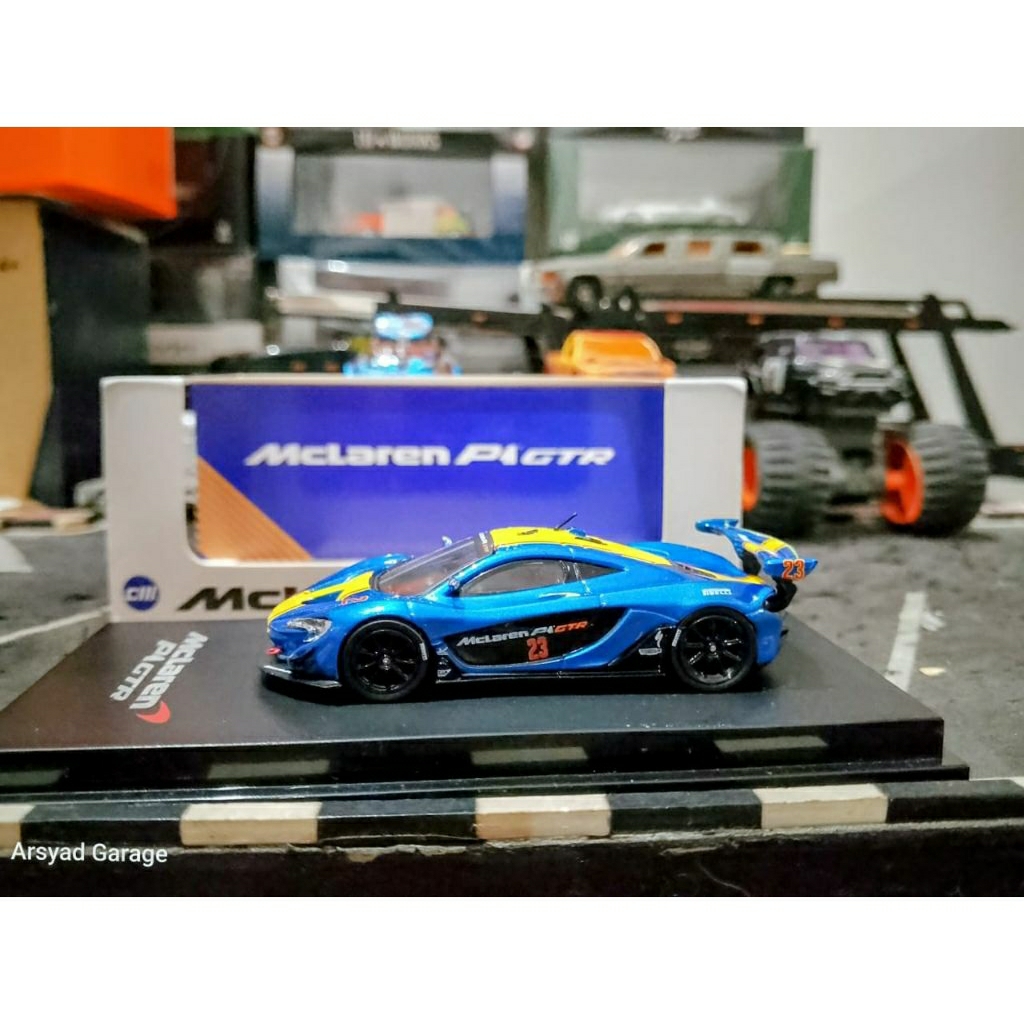 Diecast CM Model Mclaren P1 GTR Blue Yellow