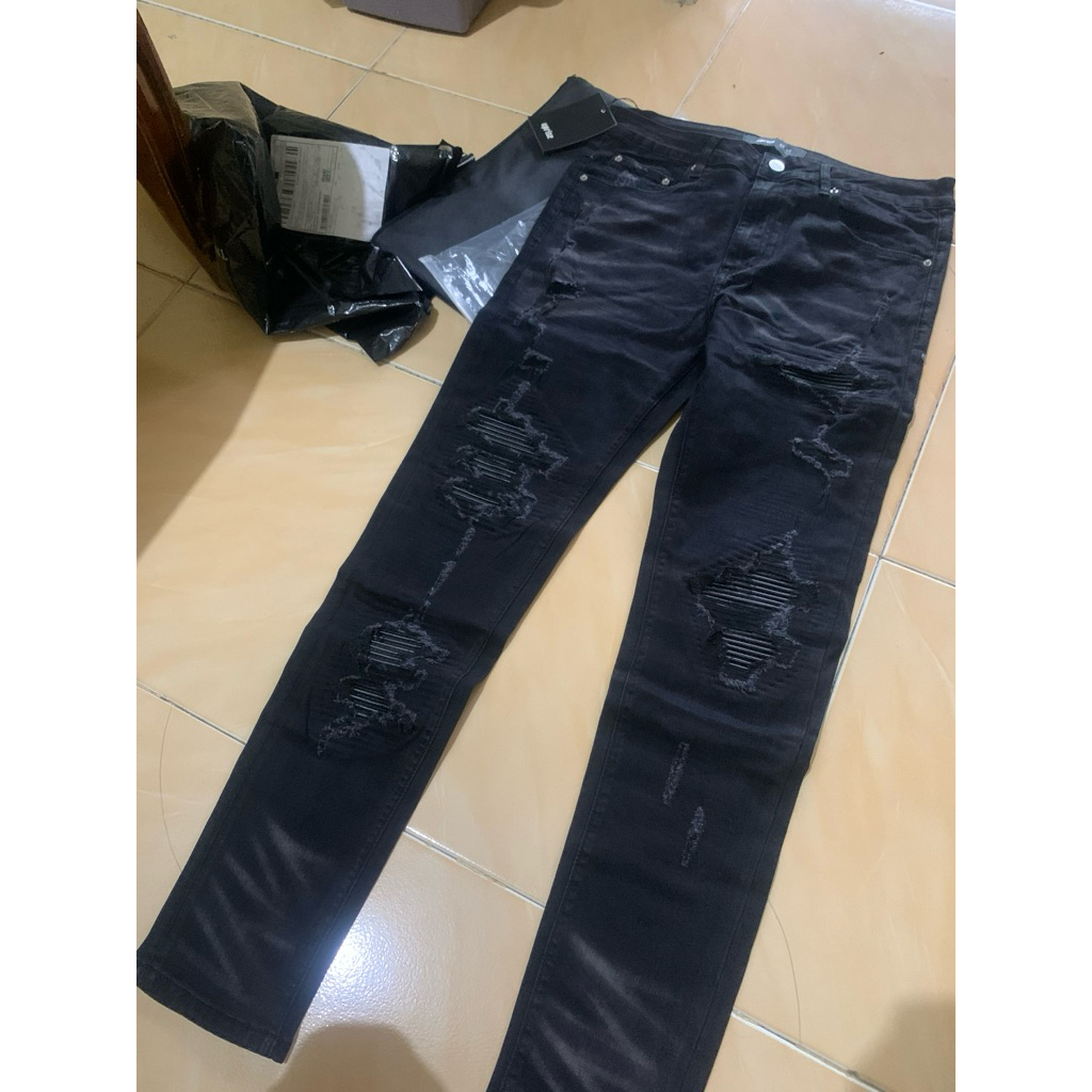 UPRISE BLACK PANTHER SIZE 32
