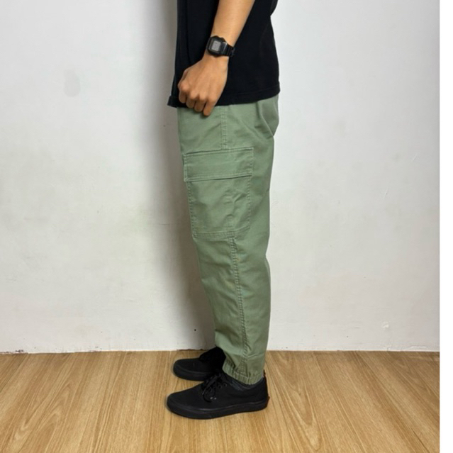 UNIQLO KIDS JOGGER CARGO PANTS