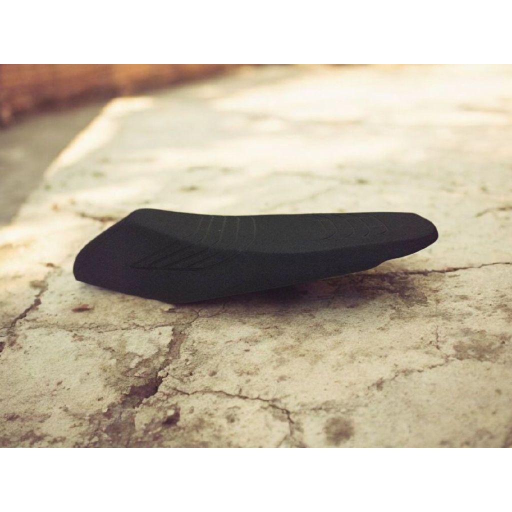 Jok motor Suzuki Shogun 110 model road race