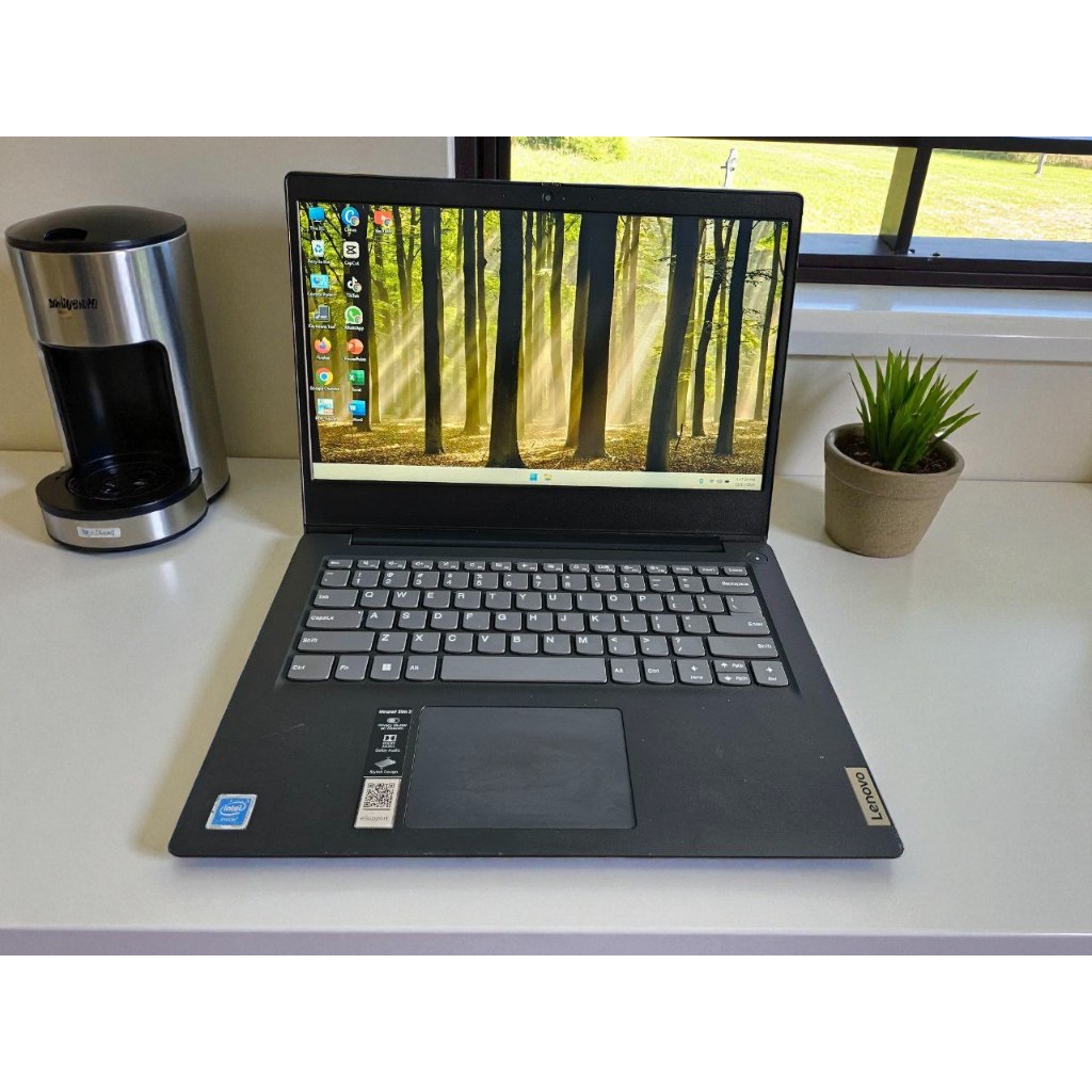 Laptop Lenovo Ideapad Slim 3 Intel