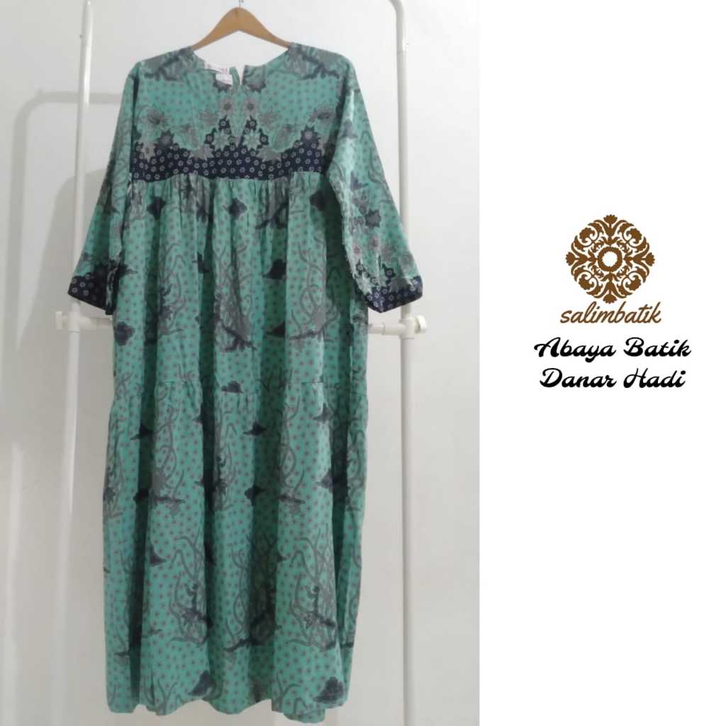 Abaya Batik Danar Hadi Solo