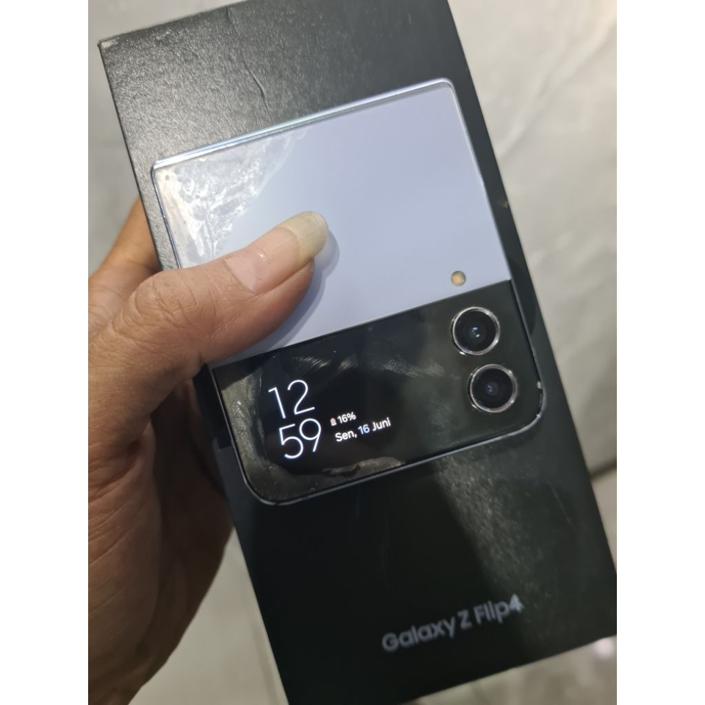 SAMSUNG Z FLIP 4 8/256