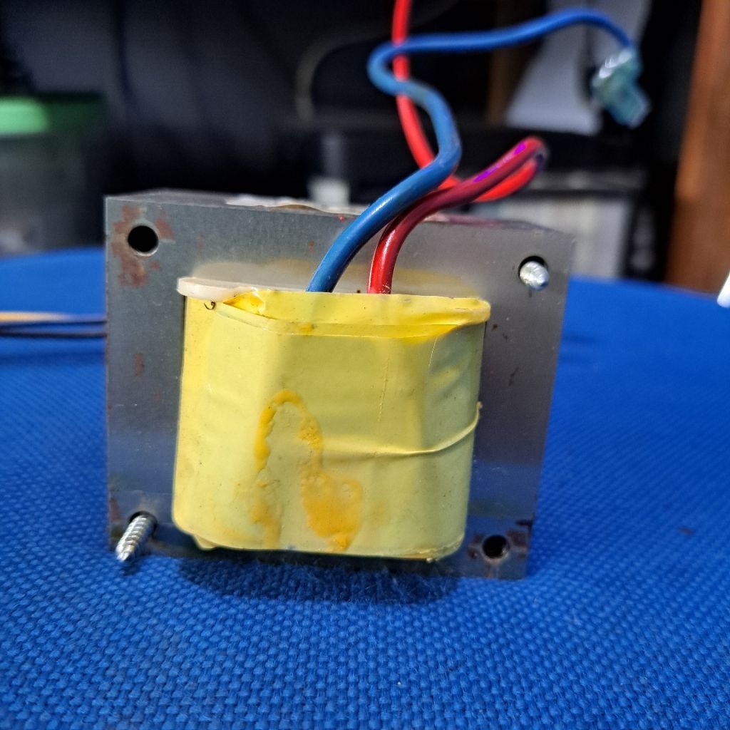 Trafo Inverter bekas UPS APC 650 VA - COPOTAN APC BX650LI-MS