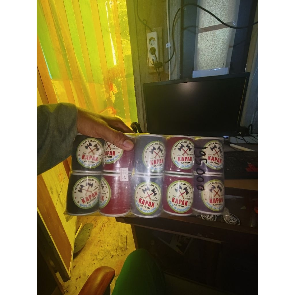 Gelasan Layangan 1 pak isi 10