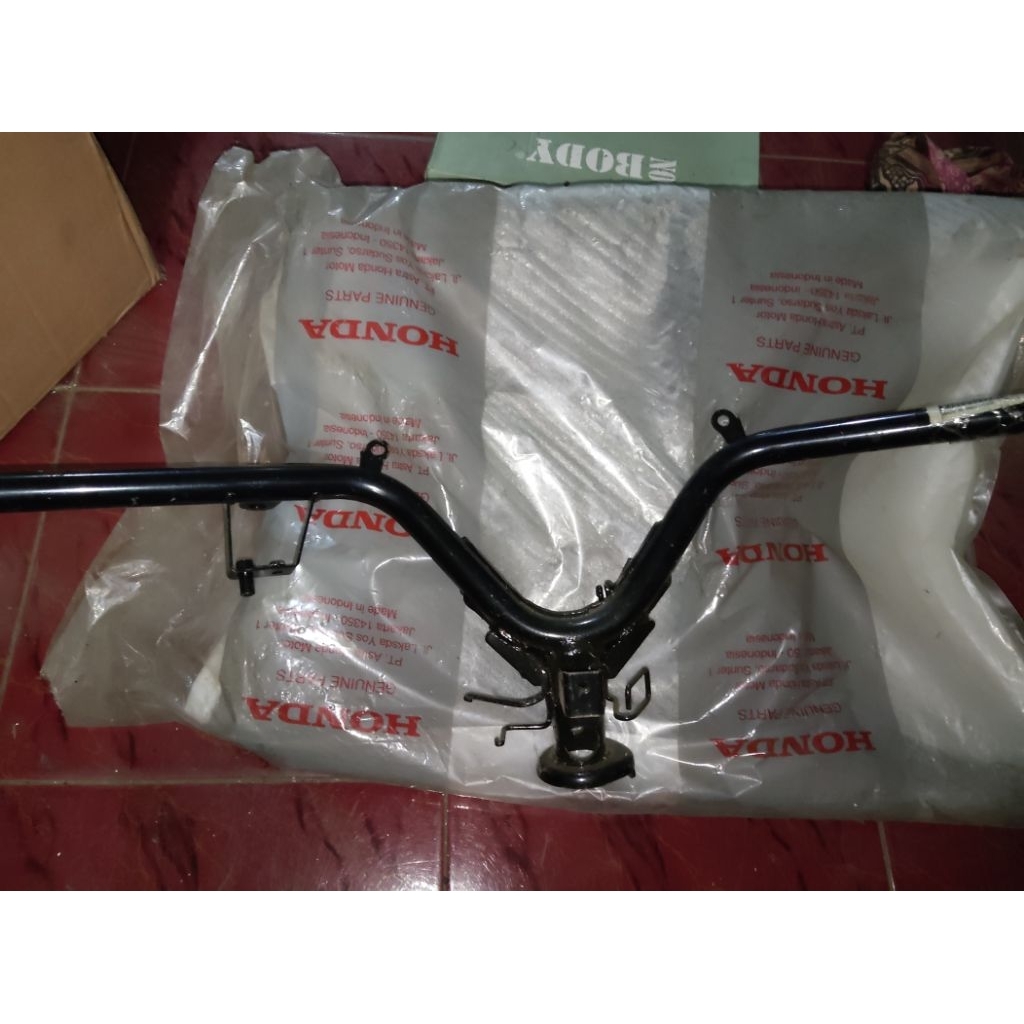 Stang Setir Revo 100 KVR Ori AHM HONDA 53100-KVR-600