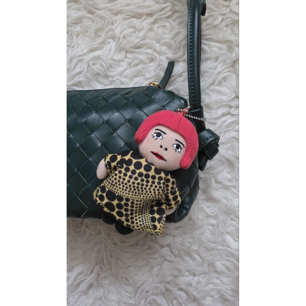 Yayoi Kusama Keychain (LV)