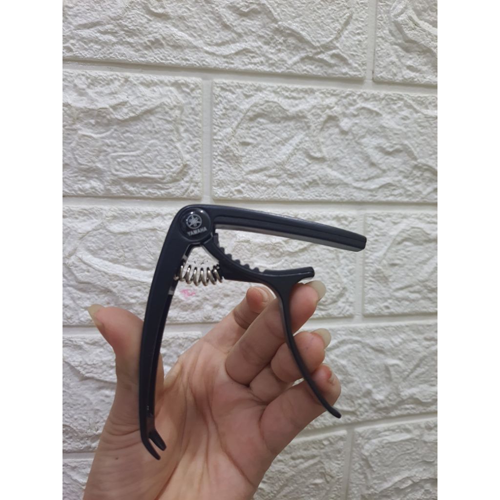 Capo Gitar / penjepit Gitar YAMAHA Original