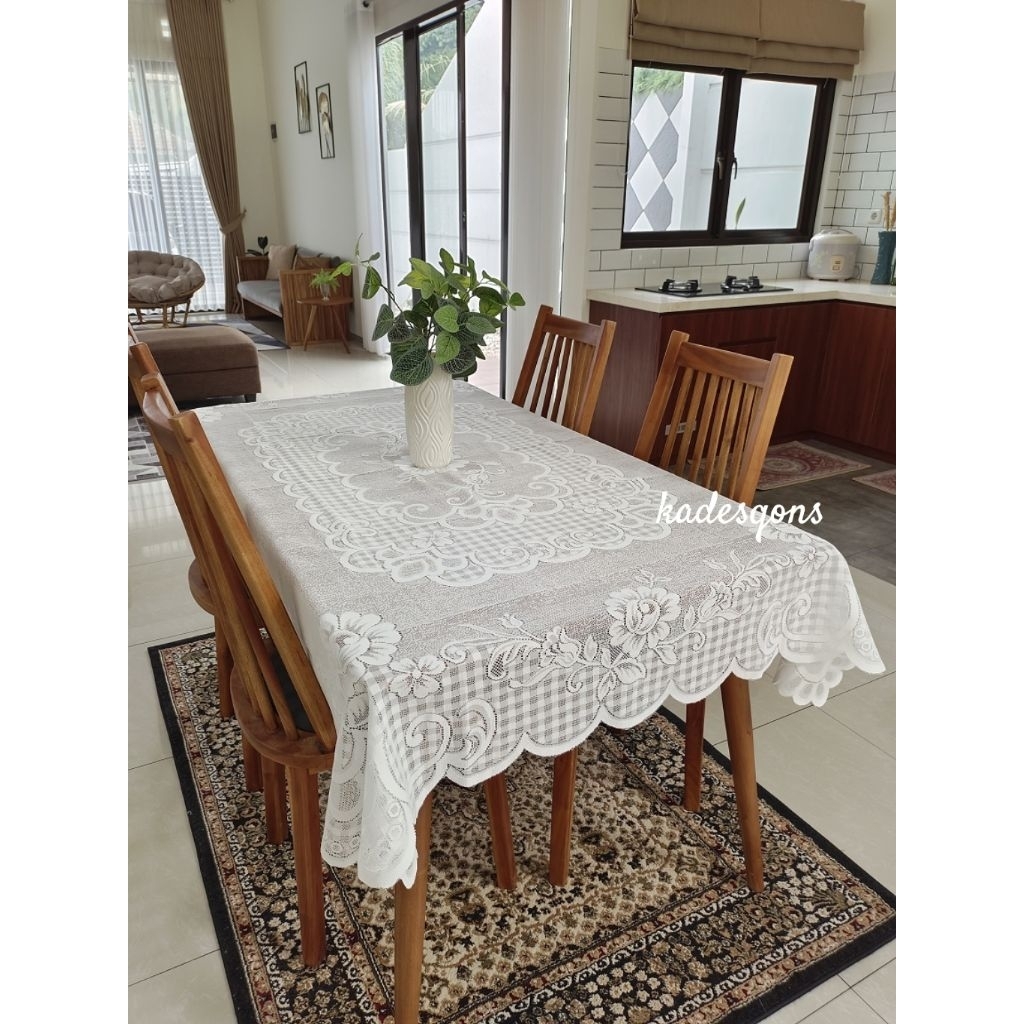 Taplak meja neverending . taplak meja makan tamu buffet kecil taman teras betawi perabot rumah vinta