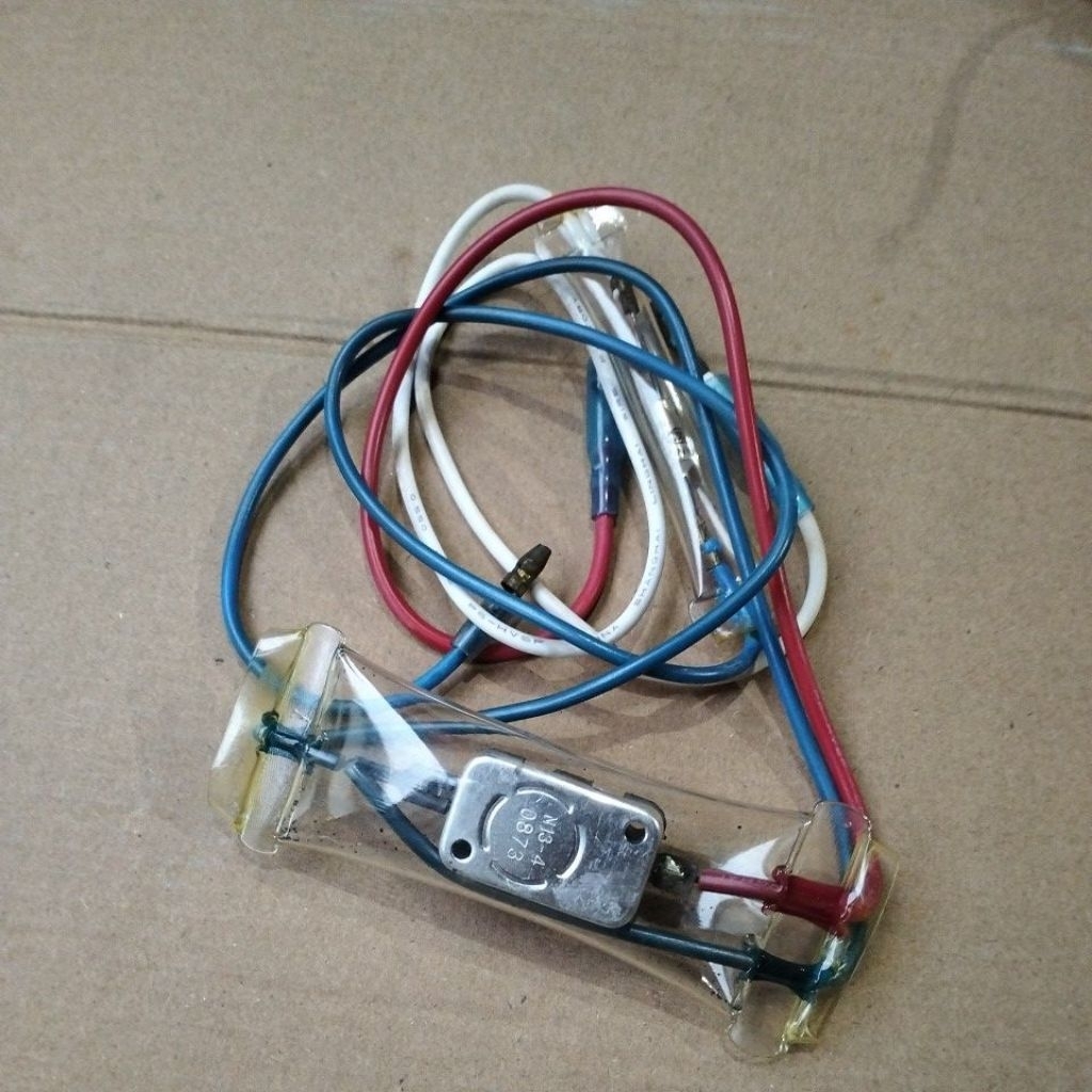 depros Pius kulkas 2pintu Mitsubishi