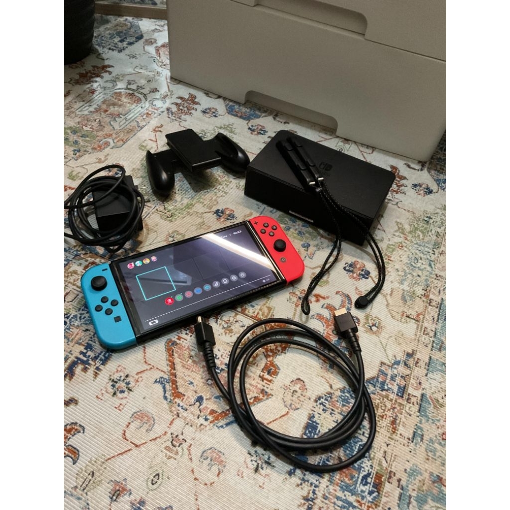 Nintendo Switch Oled Second (neon)