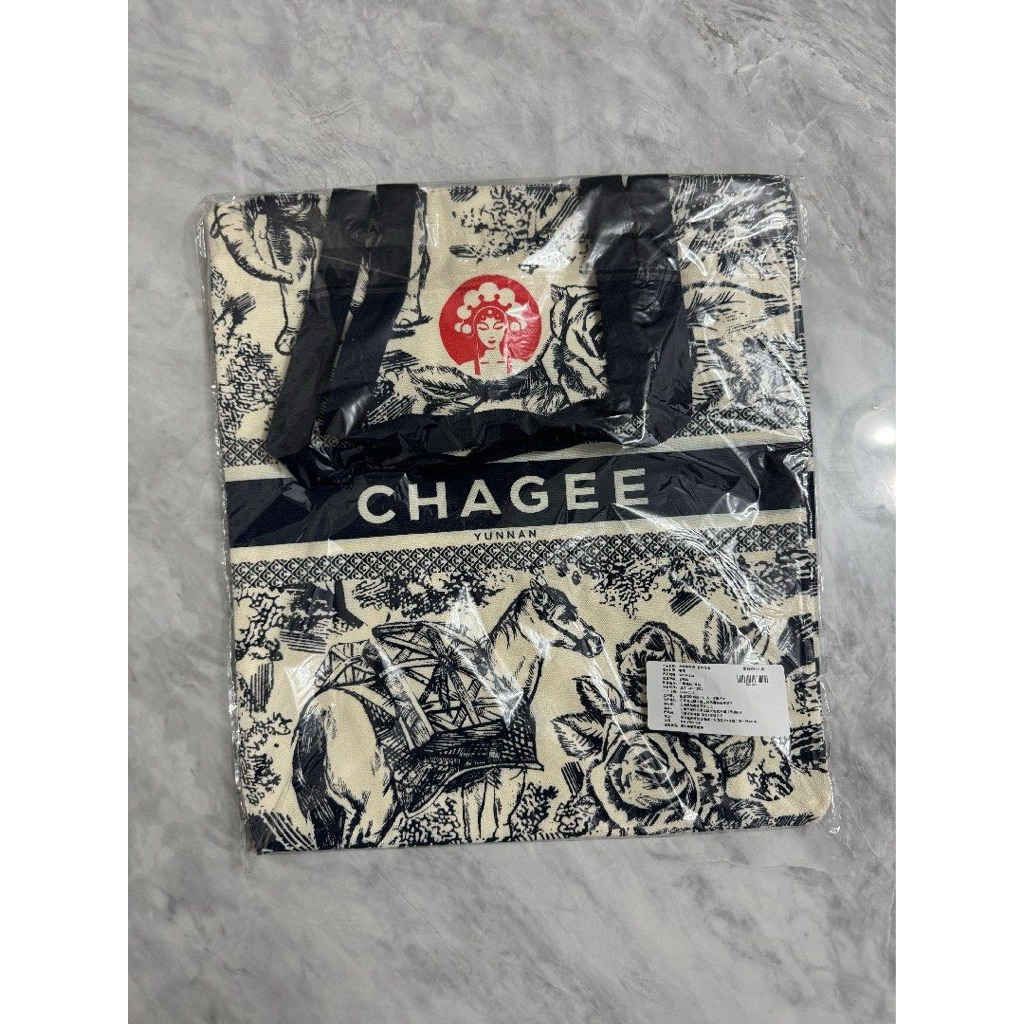 CHAGEE CLASSIC TOTE BAG (FREE 1 REGULER FRESH MILK TEA)