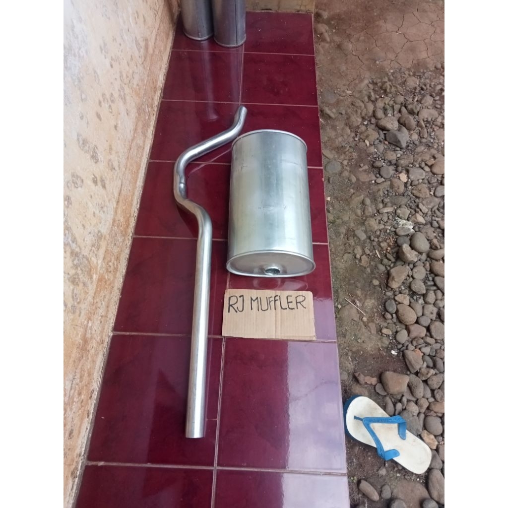 Satu Paket Knalpot Standar Dan Pipa Belakang L300 Solar