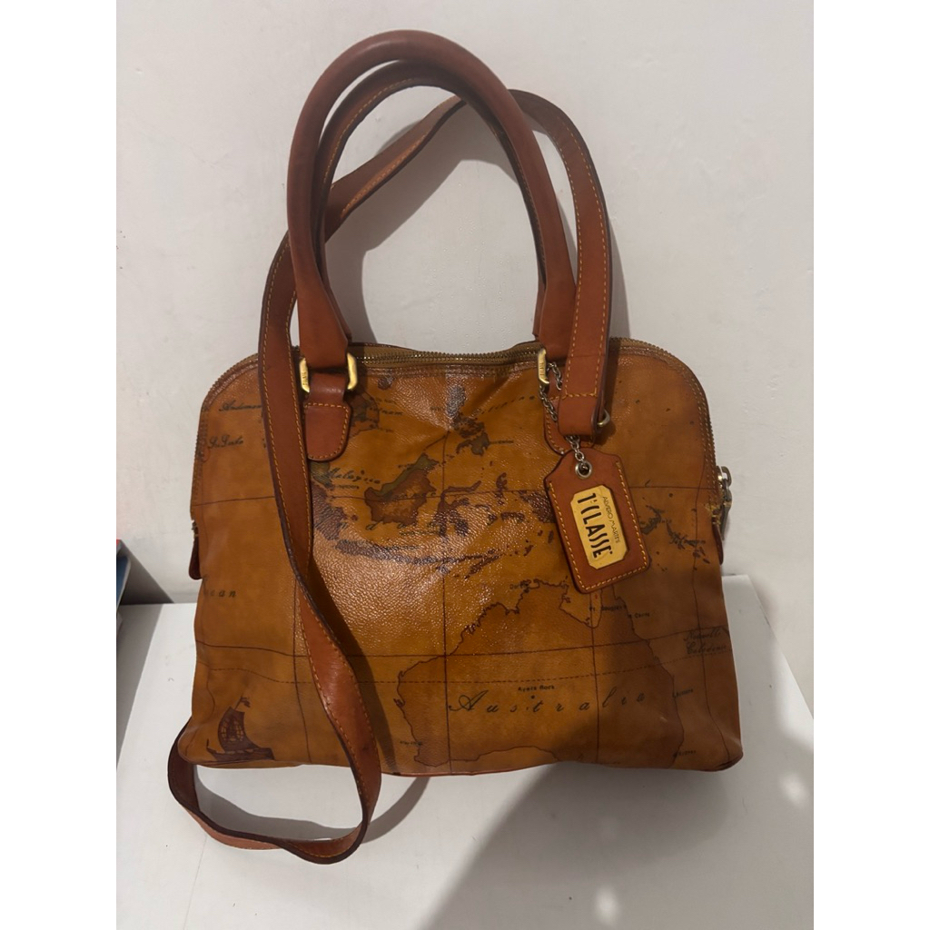 hand bag peta alviero martini