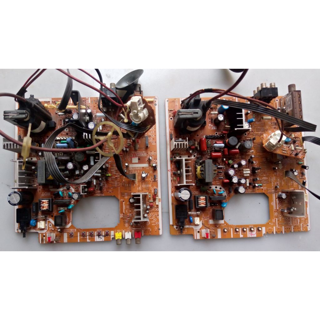 mesin tv Sharp slim tabung 21inch,komponen lengkap,cabutan blum uji tes,gambling