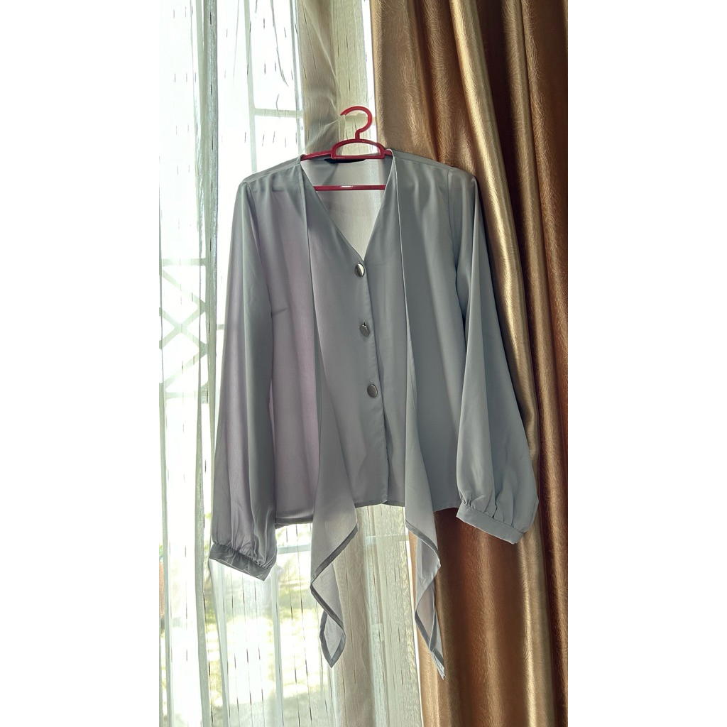 [PRELOVED] KEMEJA WANITA ABU ABU