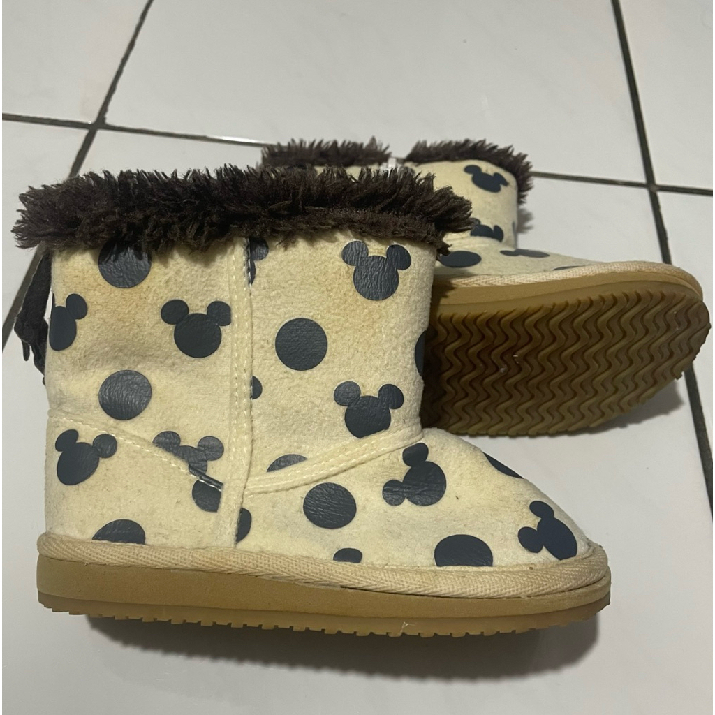 Sepatu boots anak perempuan preloved sepatu boot bayi prewalker shoes bekas