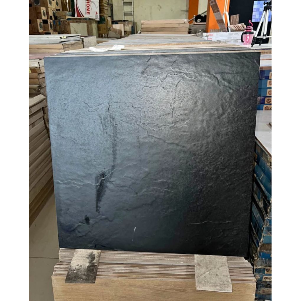 Granit Lantai infinity Motif hitam doff | matt