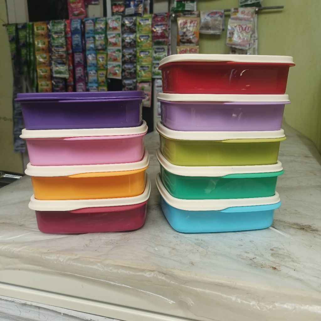 Tupperware New lolly tup bekal makan kotak bekal anak TK SD