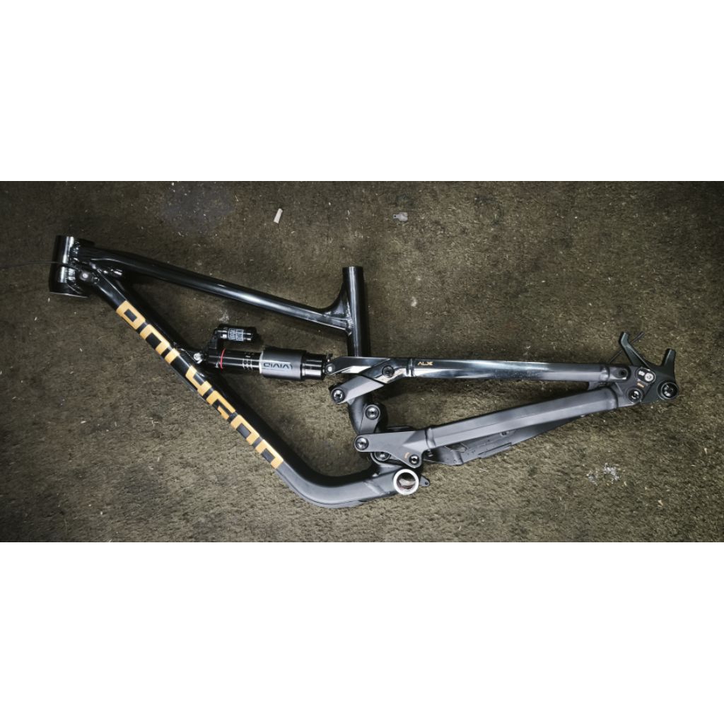 polygon DH 2025 frame polygon collosus dh 2025 size S