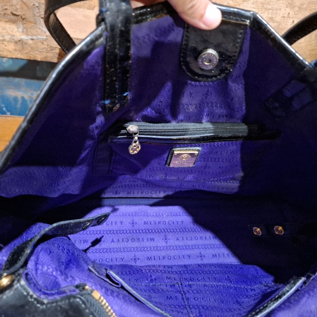 preloved metrocity totebag