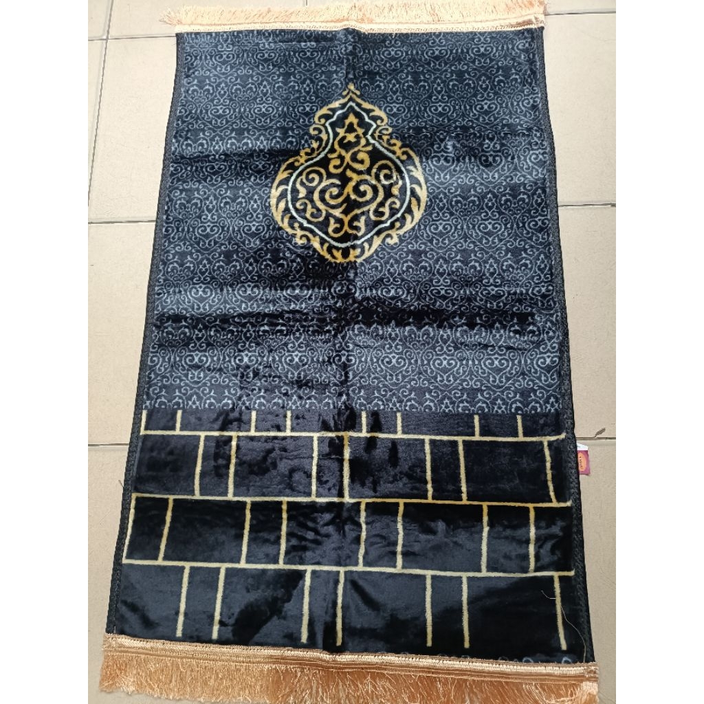 Sajadah Turki / Sajadah Turkey Arbain 70 x 110 Cm. Harga Per 1 Pcs
