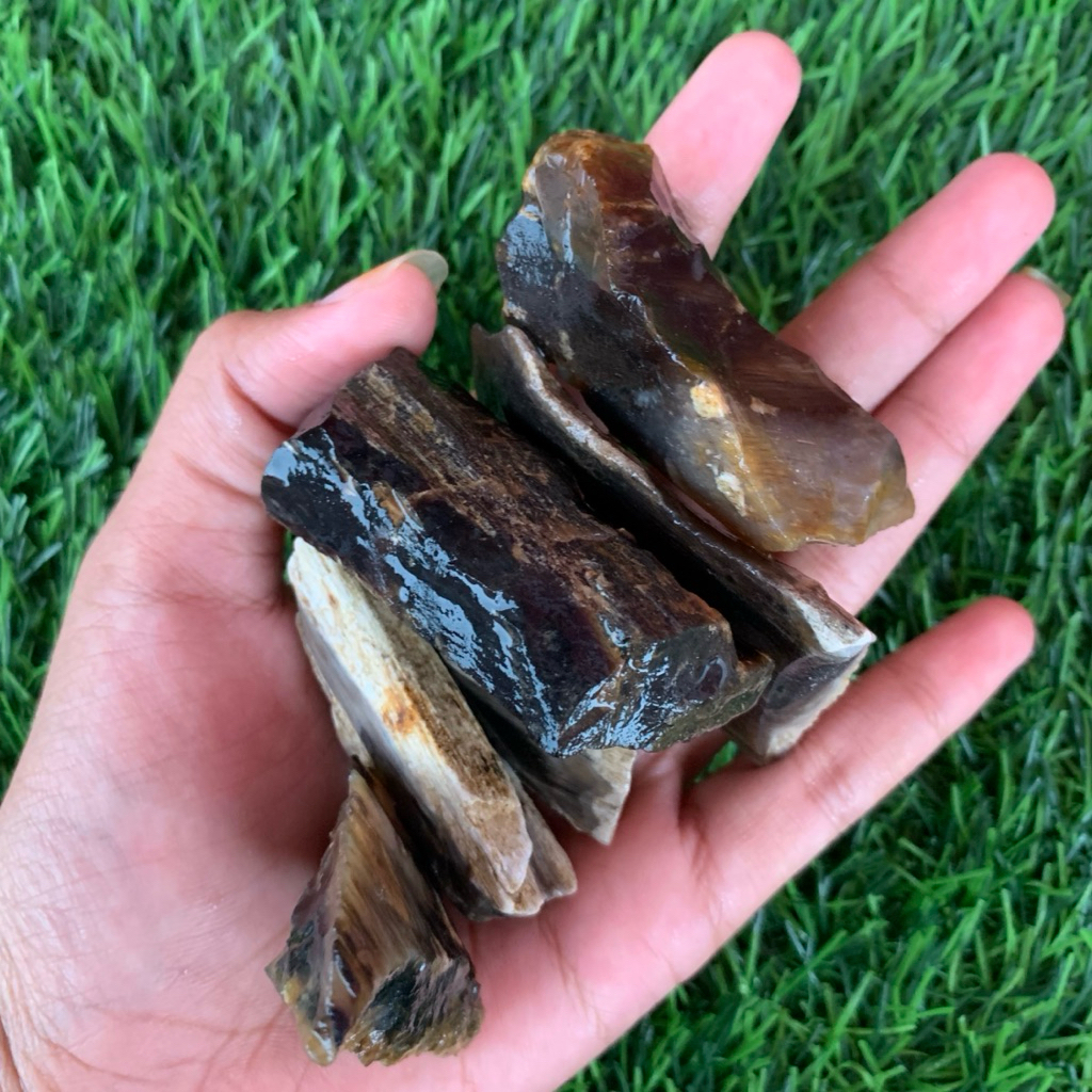 batu galih kelor kristal