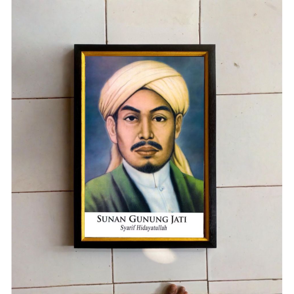 hiasan dinding lukisan cetak plus bingkai ukuran 65x45cm gambar sunan gunung jati