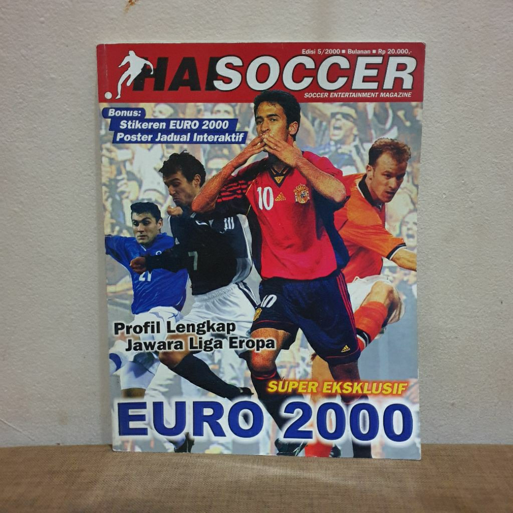Majalah Olahraga Vintage Bola Hai Soccer Super Eksklusif Euro 2000