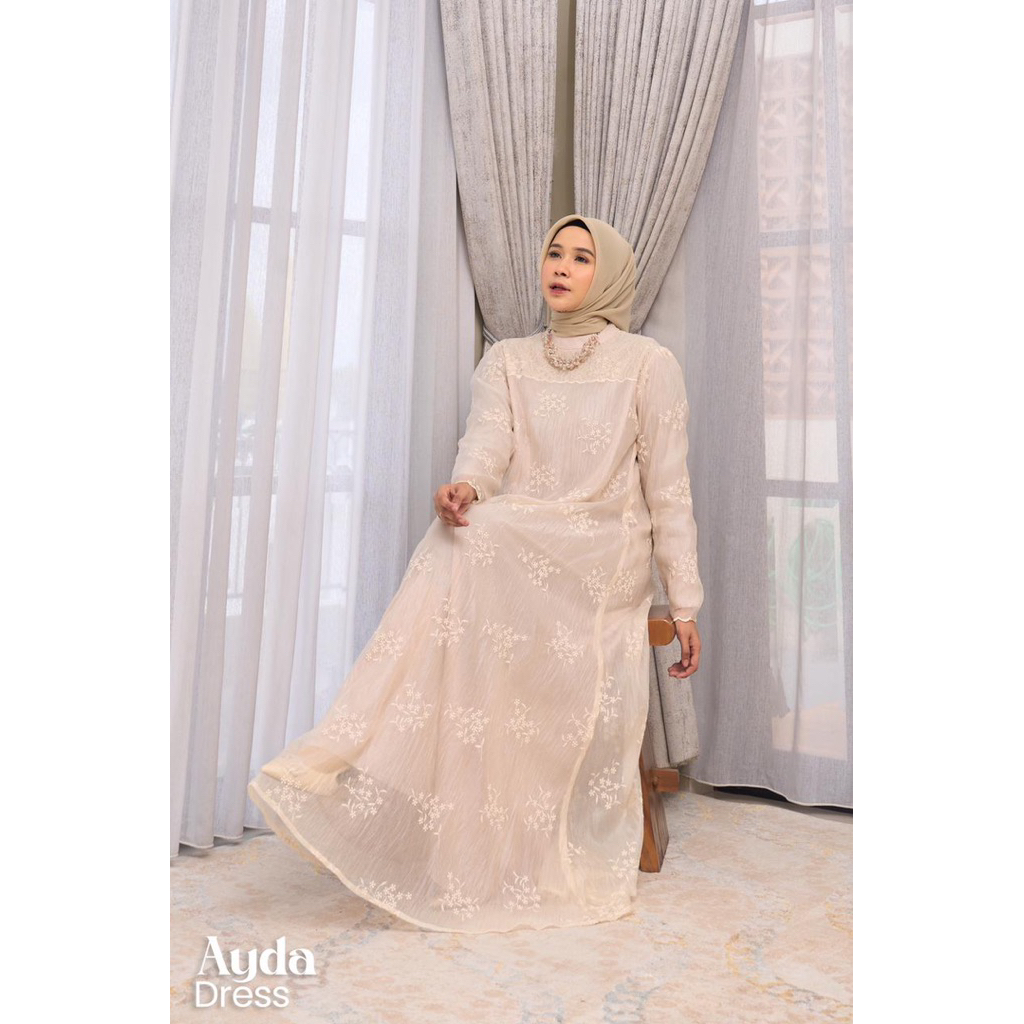 AYDA DRESS BY MAREVI ORI